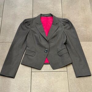 Express 4 Women's Gray Pink Pinstripe Blazer Poufy Shoulder and Unique Details